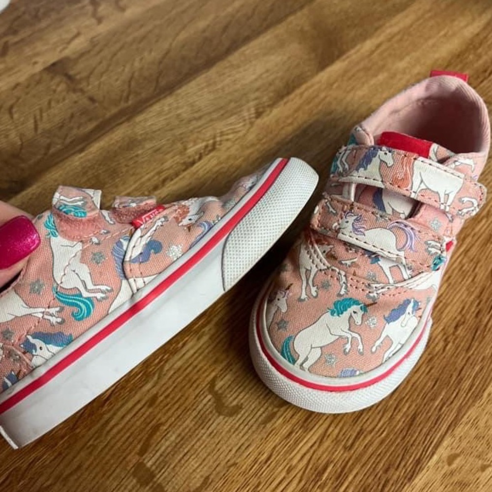 Toddler 6T Unicorn Vans